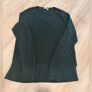 GAP women’s sweater medium